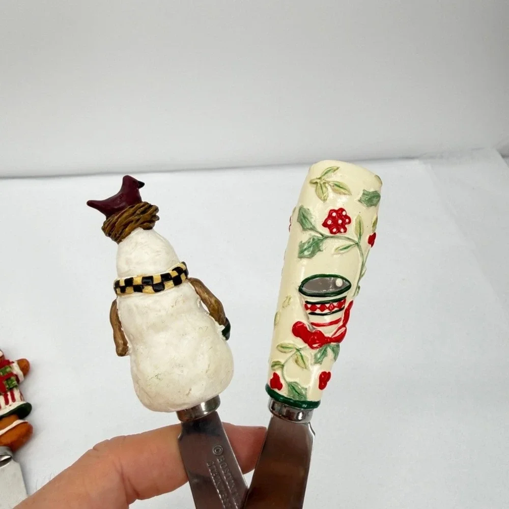 Boston Warehouse Cheese Spreaders Knives Christmas Snowman Gingerbread Set 4